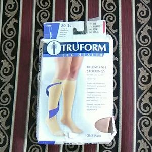 TRUFORM Stockings NWOT
